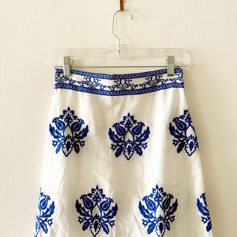 NEW Zara Linen White & Blue Embroidered Floral Tiered Long Skirt Size XS - Picture 3 of 11